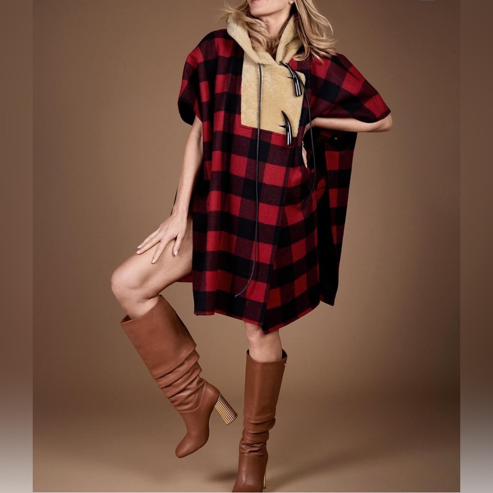 DEE OCLEPPO Tan Leather Bethany Knee High Scalloped Heel Boots.